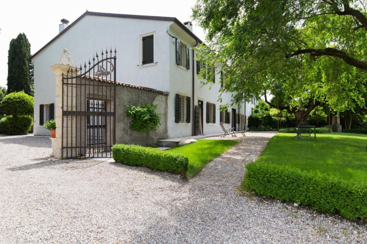 Villa Saccomani Sommacampagna Buitenkant foto